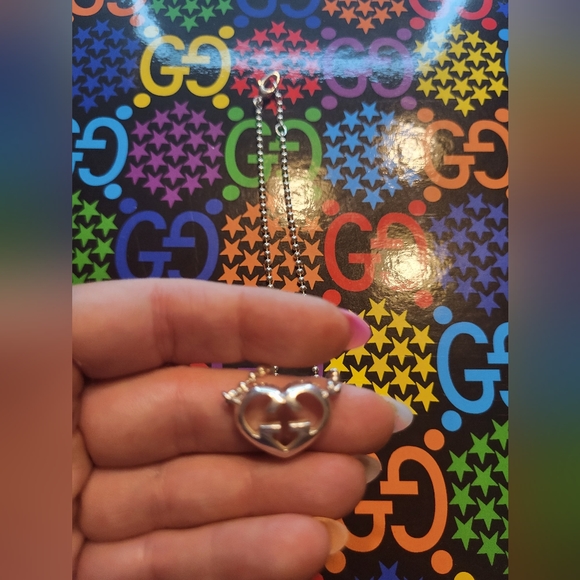 Gucci Luxury ❤️ Heart Necklace 925 Sterling Silver - Picture 1 of 5